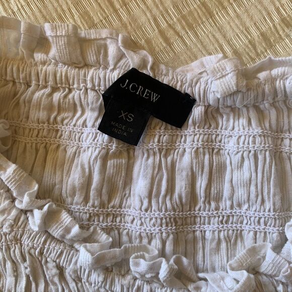 RE-IMAGINED by J. Crew White Smocked Puff Sleeve Textured Top Tee Swiss Dot XS - Picture 3 of 6